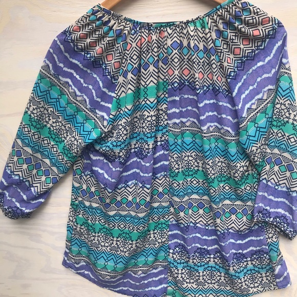 Blue pair 3/4 sleeve tie front tunic, boho print - Picture 6 of 6
